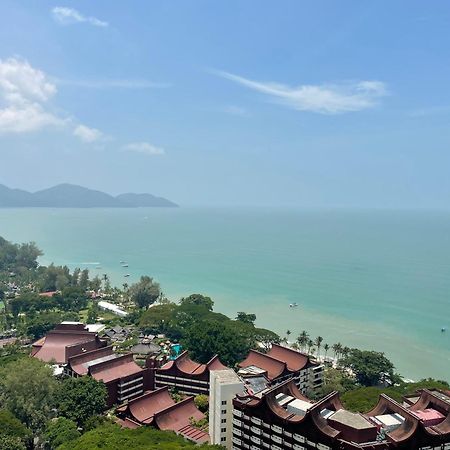 Appartamento The Ferringhi Sea View At Sri Sayang Batu Ferringhi Esterno foto