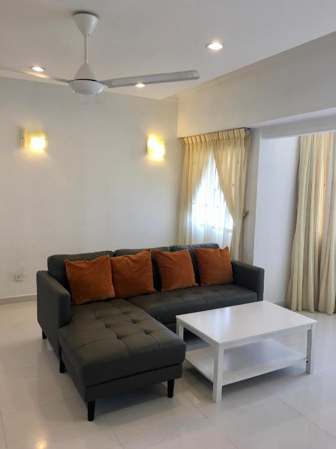 Appartamento The Ferringhi Sea View At Sri Sayang Batu Ferringhi Esterno foto