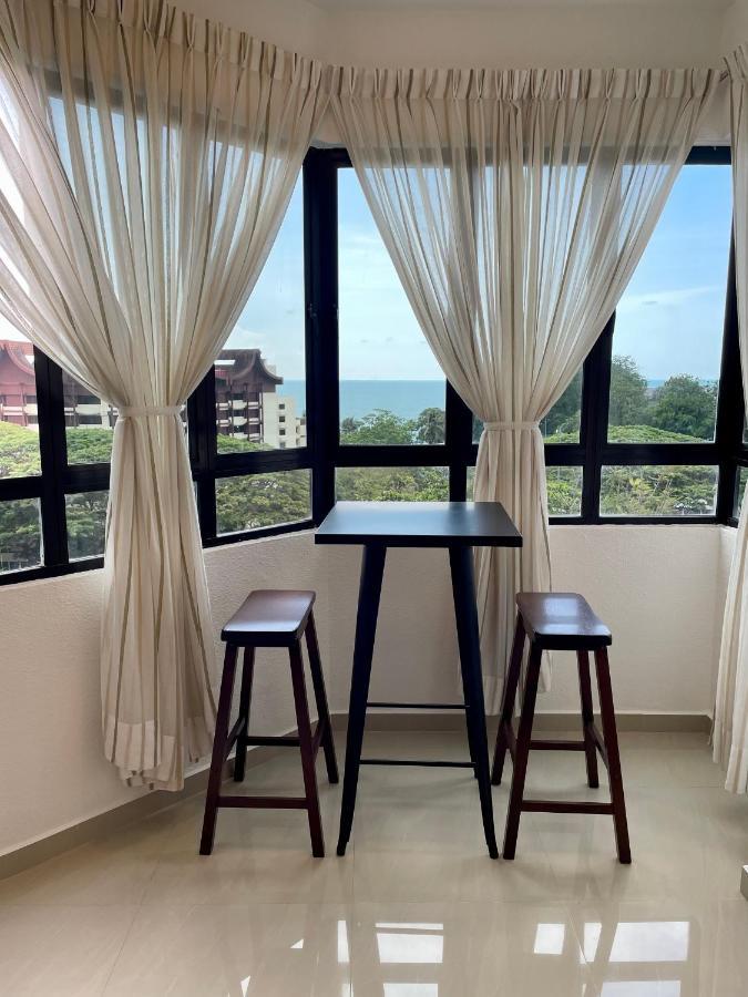 Appartamento The Ferringhi Sea View At Sri Sayang Batu Ferringhi Esterno foto