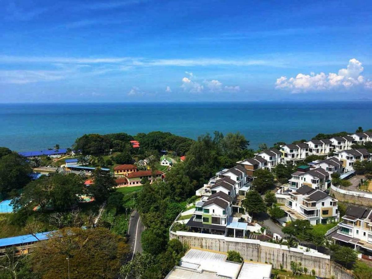 Appartamento The Ferringhi Sea View At Sri Sayang Batu Ferringhi Esterno foto